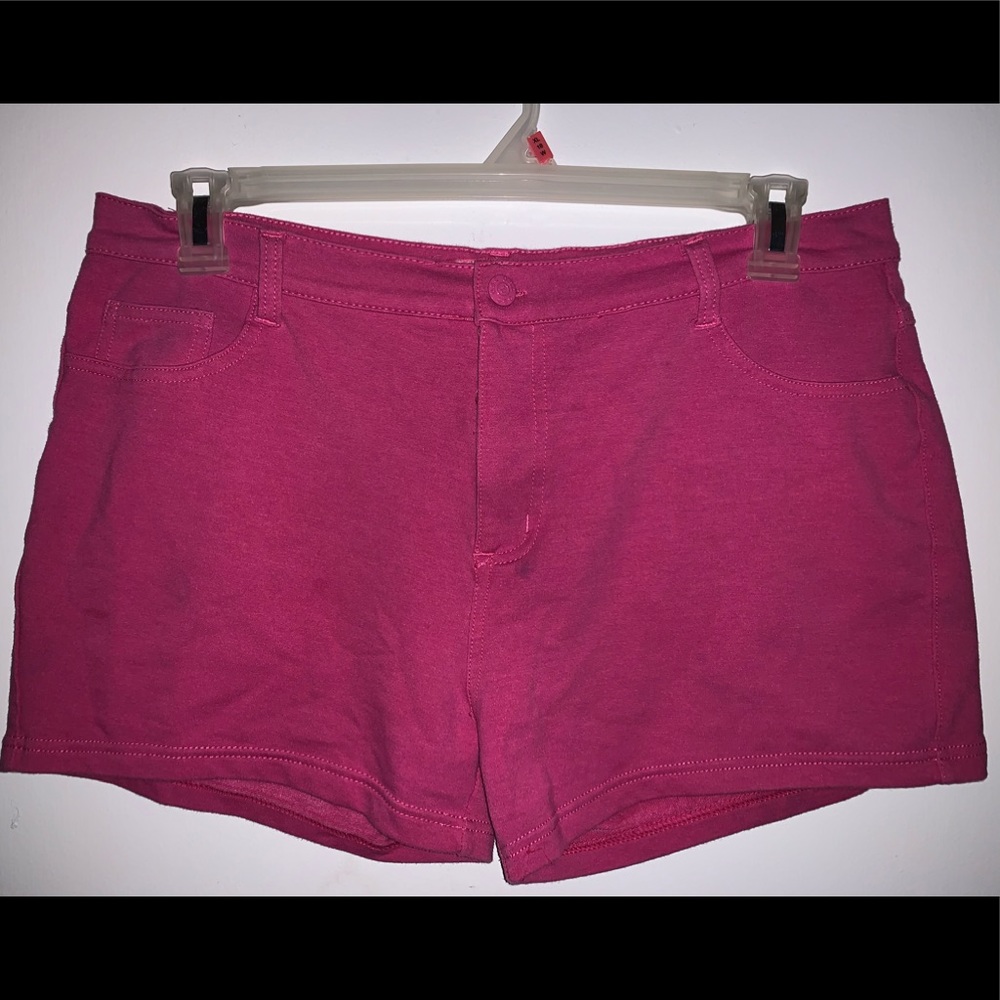 OSC Brand Cotton stretchy shorts - size 20